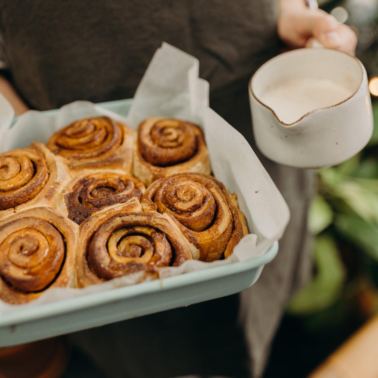 1/2 Dozen Cinnamon Buns (Frozen)